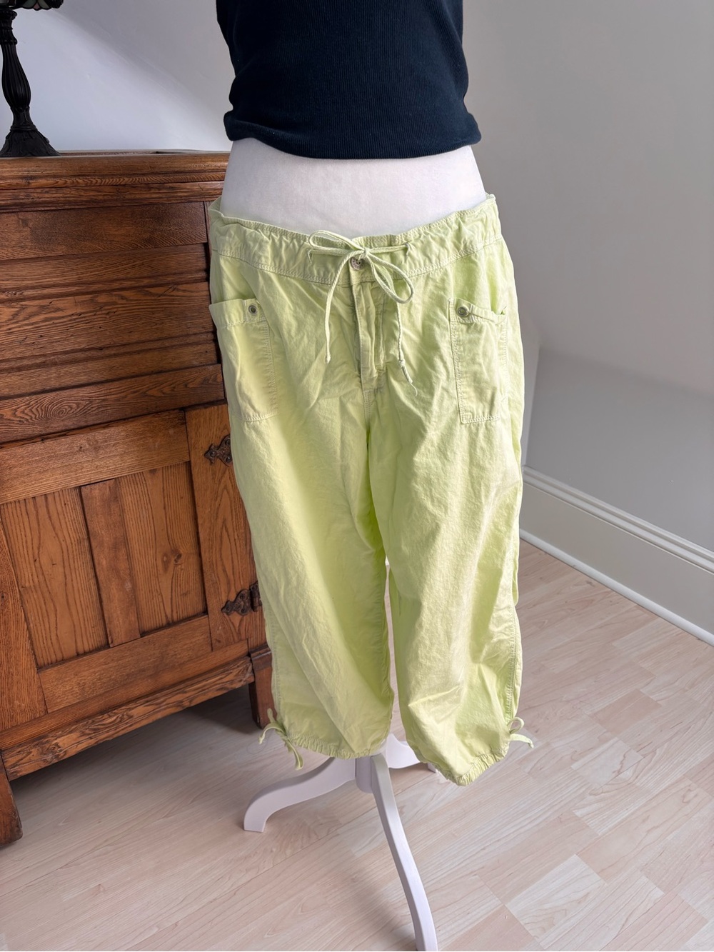 Fresh Produce Lime Green Capris 💚